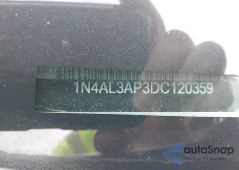 2013 Nissan Altima 2.5 S z USA, uszkodzony, nr VIN 1N4AL3AP3DC120359